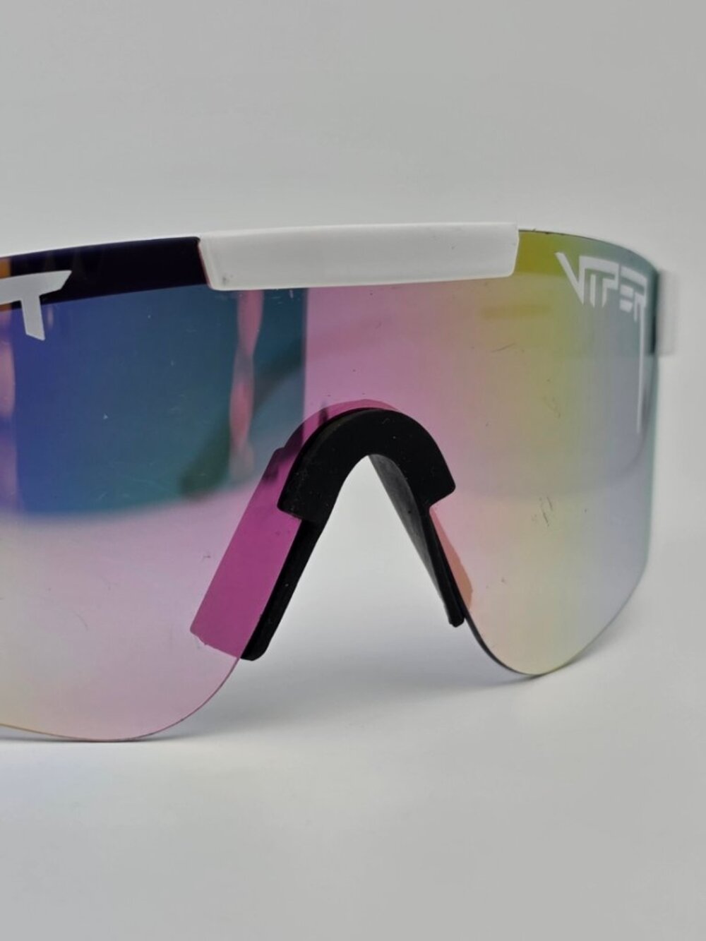 *SOLD* Pit Viper Miami Nights 2000 White Frame Rainbow Photochromatic Sunglasses - Picture 9 of 15